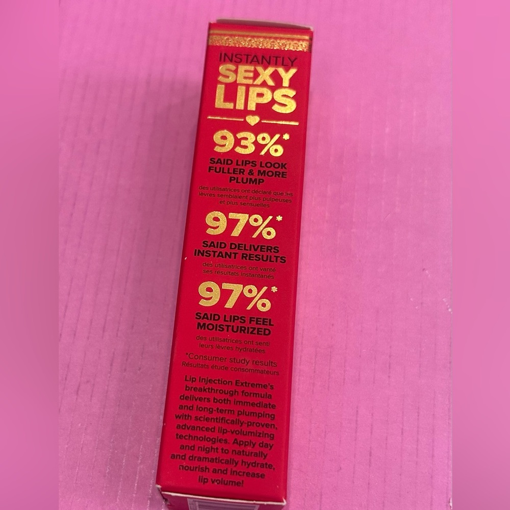 Too Faced Lip Injection Extreme - Picture 2 of 4